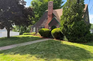 10 Beech St, Franklin, NH 03235 - Photo 1