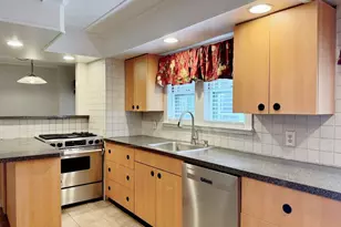 10 Beech St, Franklin, NH 03235 - Photo 4