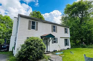 29 Titus Hill Rd, Colebrook, NH 03576 - Photo 2