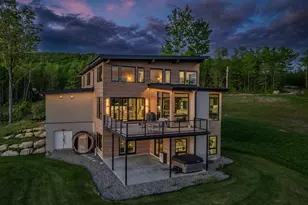 289 &amp 291 Ledgewood Dr, Bethlehem, NH 03574 - Photo 8