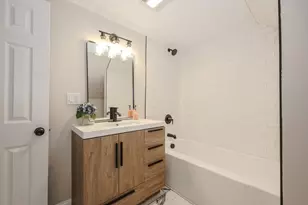 32 Raymond Rd, Auburn, NH 03032 - Photo 28