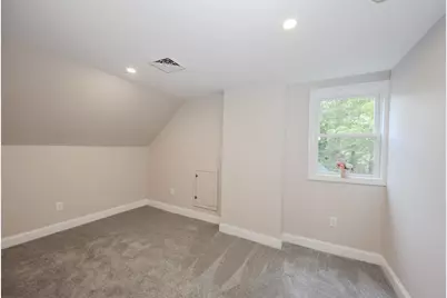 32 Raymond Road, Auburn, NH 03032 - Photo 24