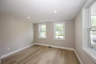 32 Raymond Rd, Auburn, NH 03032 - Photo 20