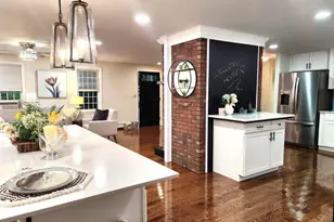 10 Oriole Rd, Windham, NH 03087 - Photo 1