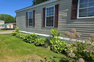 7 Crown Point Dr, Charlestown, NH 03603 - Photo 4