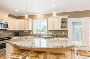 194 Spinney Rd, Portsmouth, NH 03801 - Photo 12