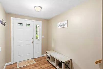 12 Walnut Circle, Merrimack, NH 03054 - Photo 4