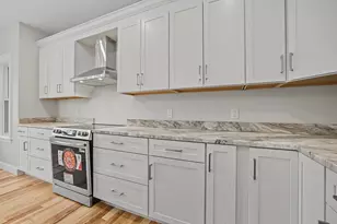 131 Merrimack St, Hooksett, NH 03106 - Photo 20