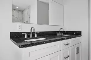 131 Merrimack St, Hooksett, NH 03106 - Photo 44