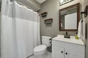 227 Main St, Lincoln, NH 03251 - Photo 44