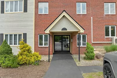 227 Main Street #328, Lincoln, NH 03251 - Photo 2