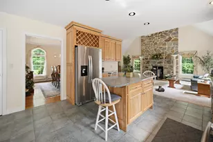 7 Mankill Brook Rd, Plaistow, NH 03865 - Photo 10