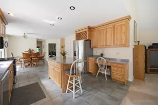 7 Mankill Brook Rd, Plaistow, NH 03865 - Photo 8