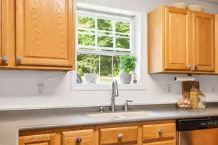 19 Meadow Lark Ln, Epsom, NH 03234 - Photo 4