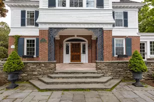 12 Willow Ave, North Hampton, NH 03862 - Photo 2