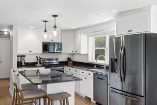 17 Donmac Dr, Derry, NH 03038 - Photo 10