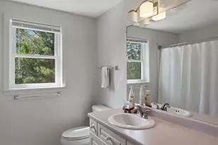 17 Donmac Dr, Derry, NH 03038 - Photo 28