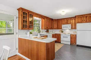 15 Harding Rd, Portsmouth, NH 03801 - Photo 12
