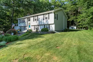 21 Emerald Dr, Derry, NH 03038 - Photo 4