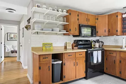 7 Wilmington Street, Nashua, NH 03062 - Photo 12