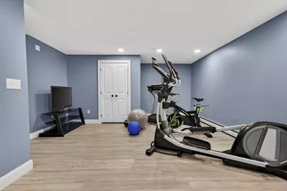 75 McDuffie Street, Manchester, NH 03102 - Photo 24