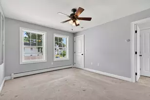 75 McDuffie St, Manchester, NH 03102 - Photo 32