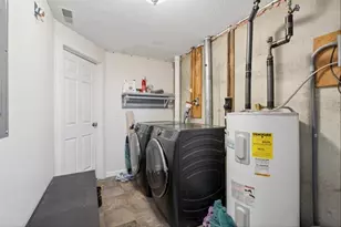 65 Victoria St, Manchester, NH 03104 - Photo 36