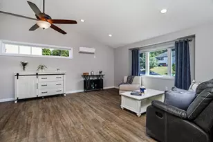 70 Derryfield Rd, Derry, NH 03038 - Photo 6