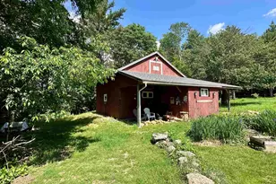 310 Cross Hill Rd, Wilmot, NH 03287 - Photo 2