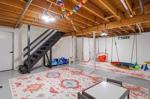 79 Holmes Dr, Manchester, NH 03104 - Photo 34