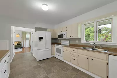 15 Fairview Avenue, Pembroke, NH 03275 - Photo 12