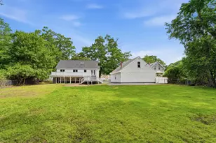 22 Farm Ln, Seabrook, NH 03874 - Photo 4