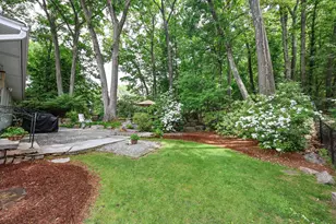 41 Bruce Rd, Manchester, NH 03104 - Photo 30