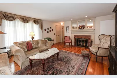41 Bruce Road, Manchester, NH 03104 - Photo 2