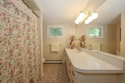 41 Bruce Road, Manchester, NH 03104 - Photo 16
