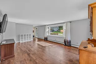 59 Bishop St, Littleton, NH 03561 - Photo 8
