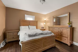 110 Robinson St, Manchester, NH 03104 - Photo 8