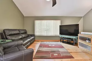 3 Friar Tuck Ct, Merrimack, NH 03054 - Photo 12