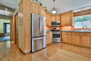 3 Friar Tuck Ct, Merrimack, NH 03054 - Photo 8