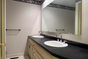 439 Exeter Rd, Hampton, NH 03842 - Photo 22