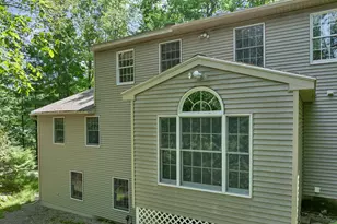 10 Shaws Ln, Dover, NH 03820 - Photo 4