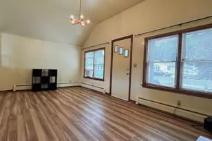 8 Grove St, Jaffrey, NH 03452 - Photo 10