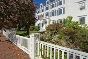 53 Austin St, Portsmouth, NH 03801 - Photo 1
