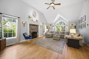 8 Evergreen Dr, Plaistow, NH 03865 - Photo 4