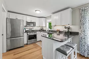 3 Salisbury Rd, Nashua, NH 03064 - Photo 2