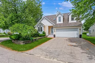4 Hampton Meadows, Hampton, NH 03842 - Photo 2