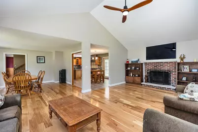 64 Seasons Lane, Londonderry, NH 03053 - Photo 14