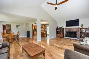 64 Seasons Ln, Londonderry, NH 03053 - Photo 14