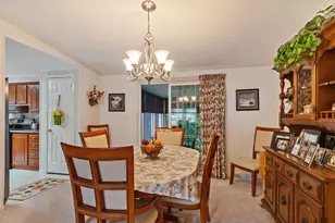 10 Aberdeen Dr, Stratham, NH 03885 - Photo 10