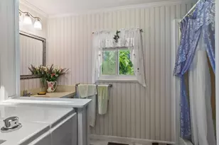 10 Aberdeen Dr, Stratham, NH 03885 - Photo 20